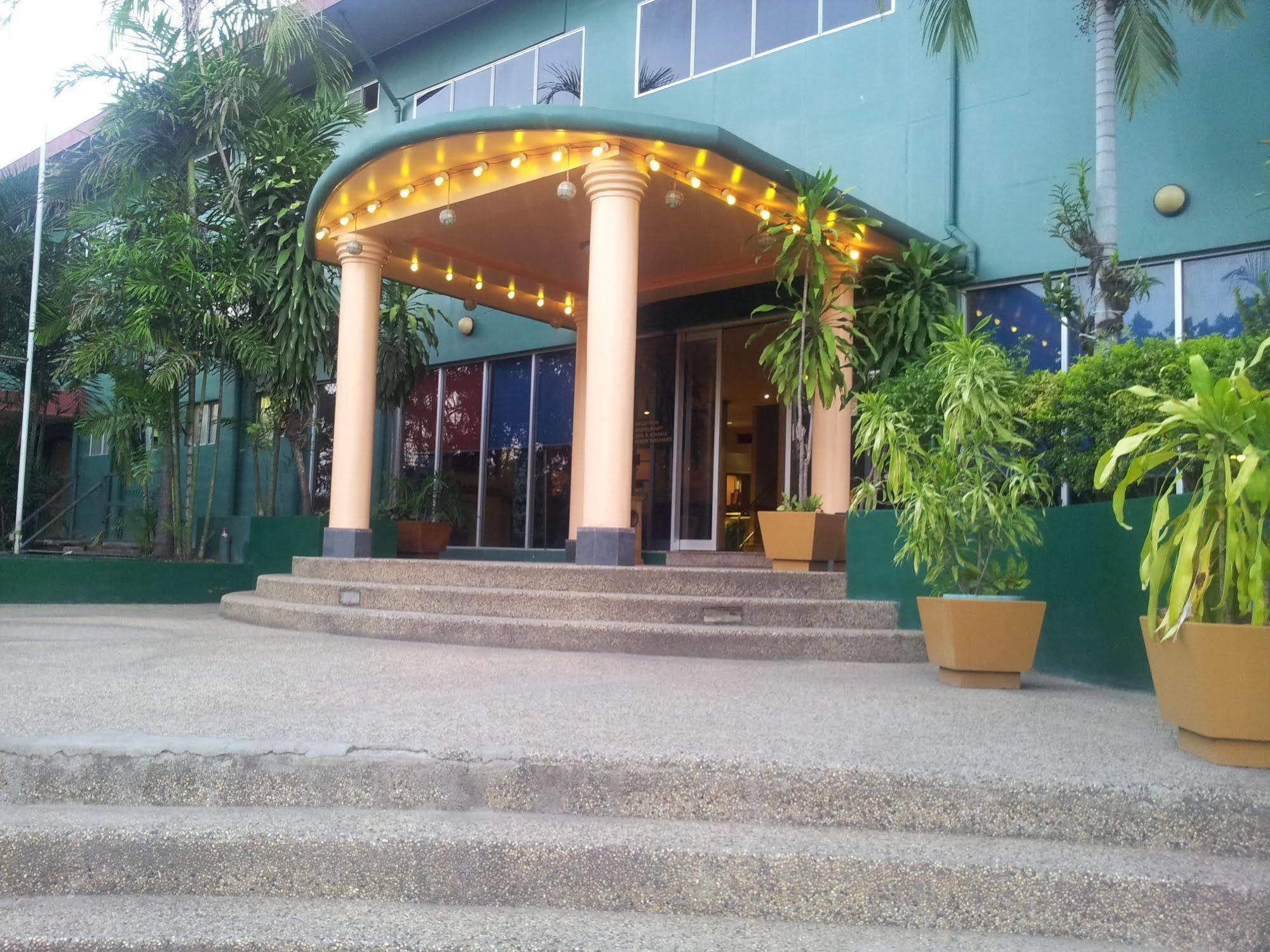 Hideaway Hotel Port Moresby Exterior photo